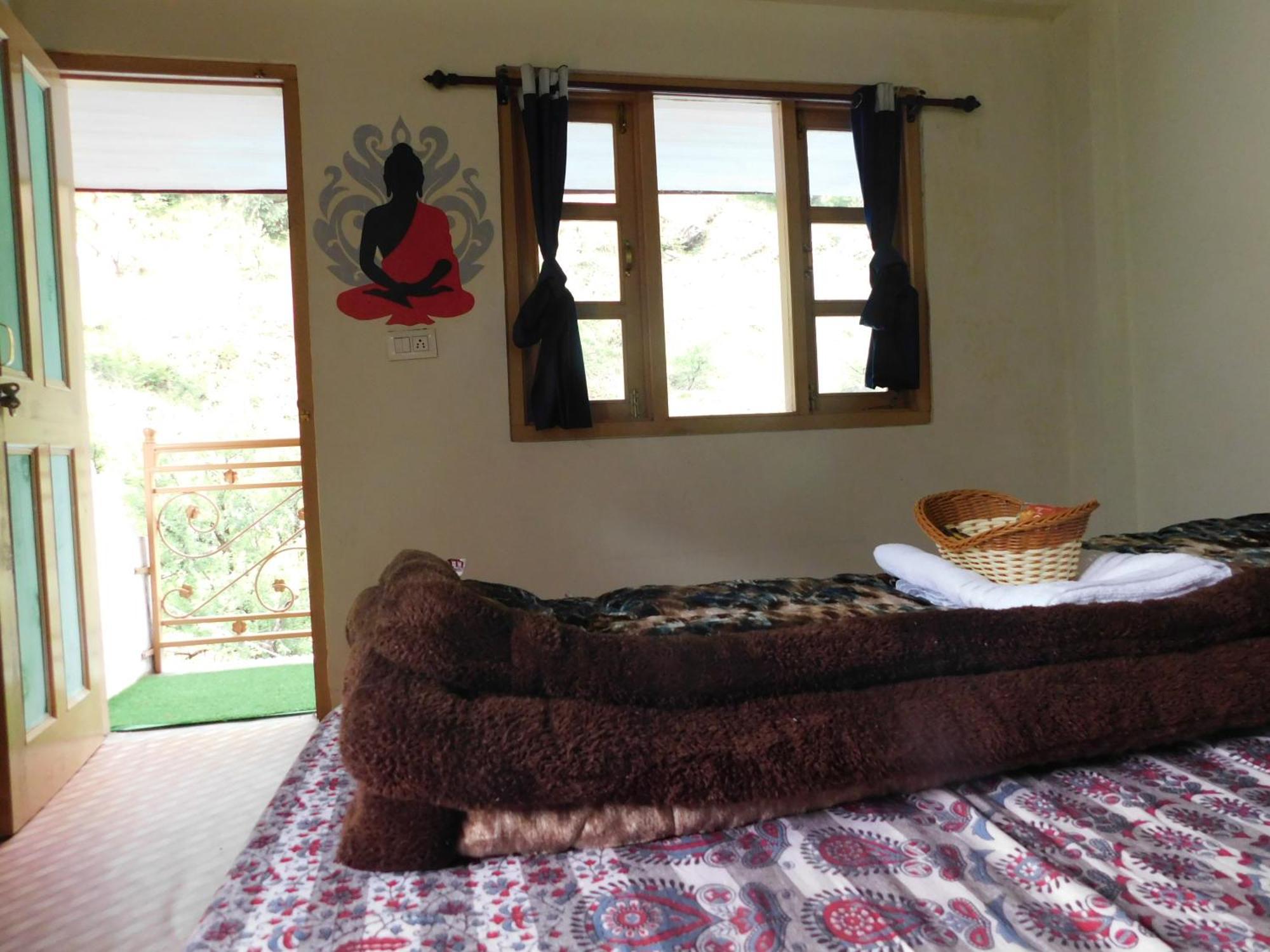 The Sigiriya Old Bed & Breakfast Manali (Himachal Pradesh)